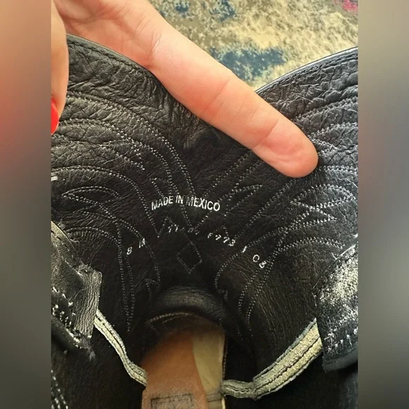 Frye Distressed Black Grey Leather Cowboy Cowgirl Boots Size 8 Womens - Picture 6 of 7